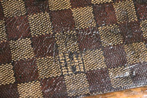 louis vuitton checkers
